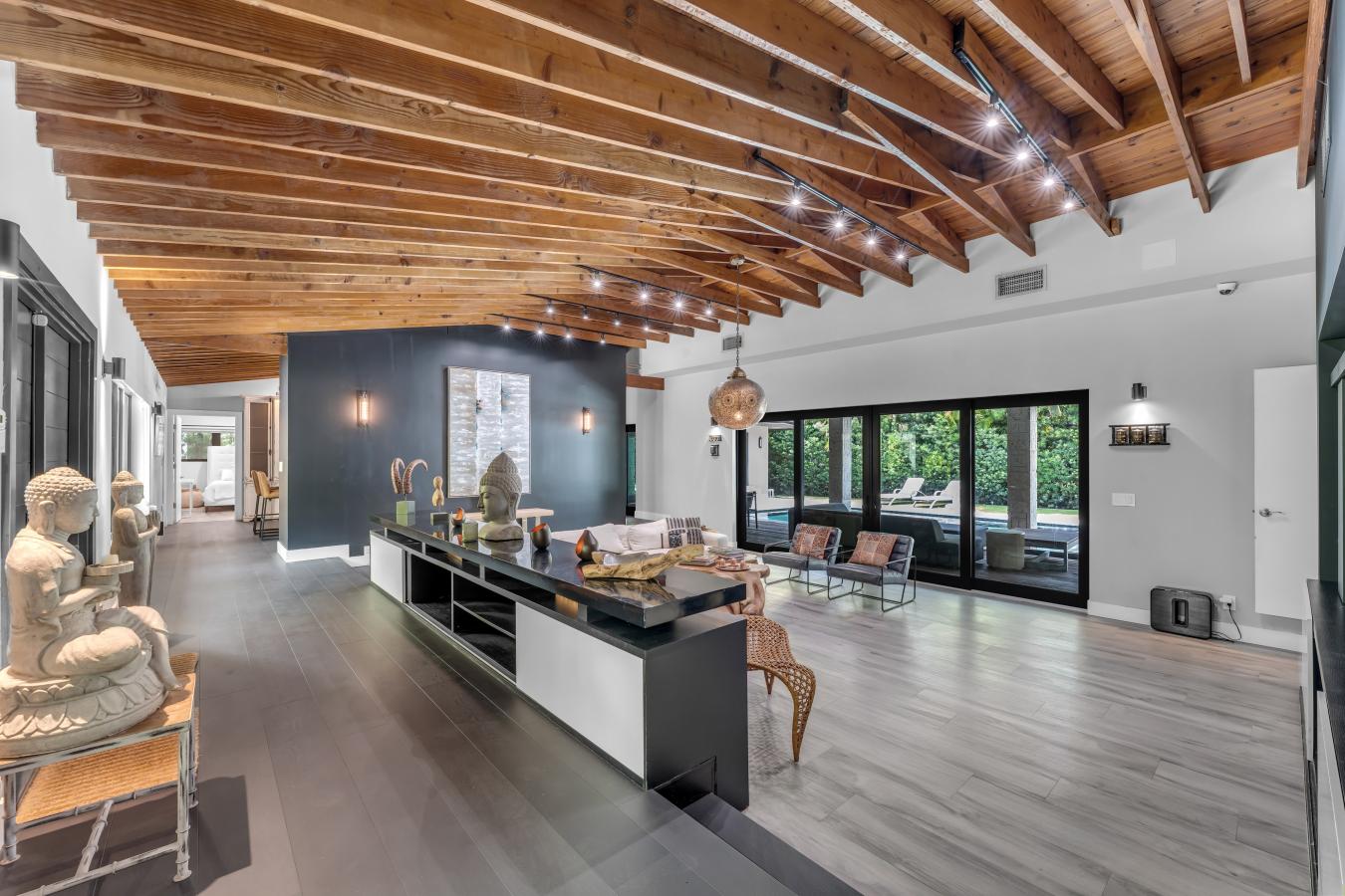 Coral Gables, Miami Dade, 33133, United States, 5 Bedrooms Bedrooms, ,5 BathroomsBathrooms,Residential,For Sale,1990532