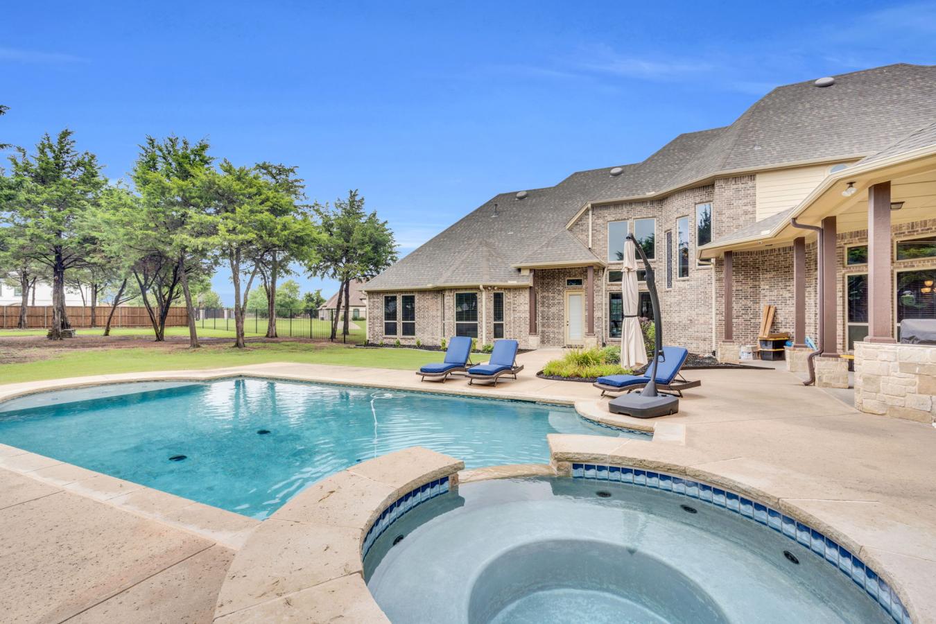 Midlothian, Ellis, 76065, United States, 5 Bedrooms Bedrooms, ,5 BathroomsBathrooms,Residential,For Sale,1990856