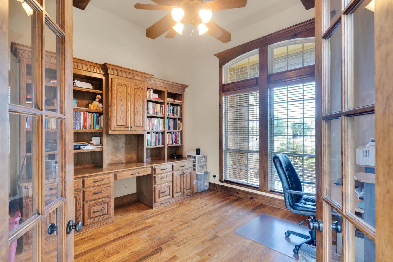 Midlothian, Ellis, 76065, United States, 5 Bedrooms Bedrooms, ,5 BathroomsBathrooms,Residential,For Sale,1990856