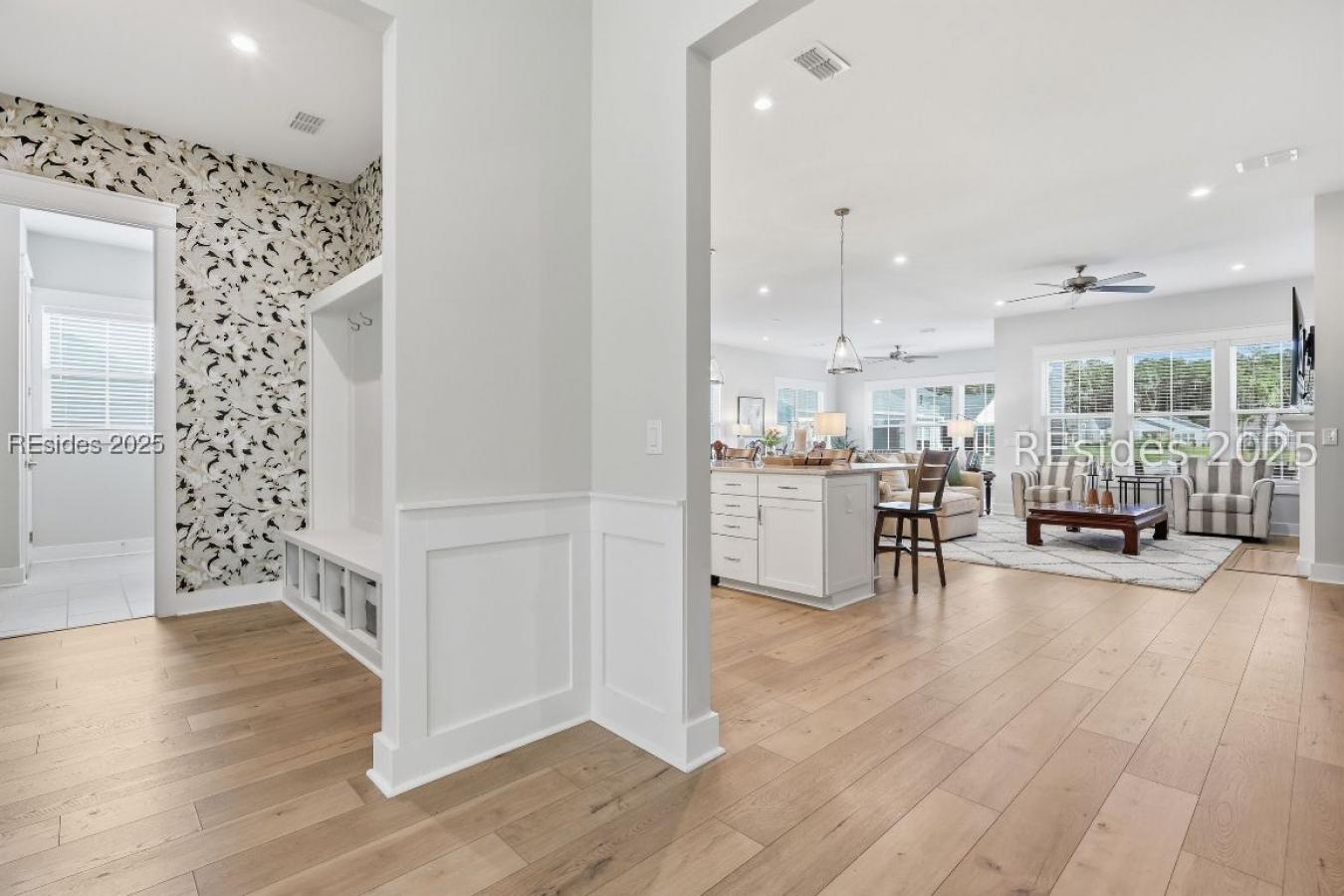 Bluffton, Beaufort, 29909, United States, 2 Bedrooms Bedrooms, ,2 BathroomsBathrooms,Residential,For Sale,1990531