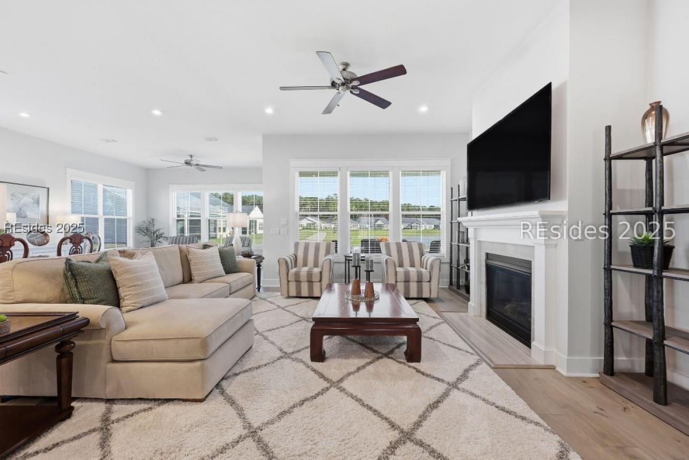 Bluffton, Beaufort, 29909, United States, 2 Bedrooms Bedrooms, ,2 BathroomsBathrooms,Residential,For Sale,1990531