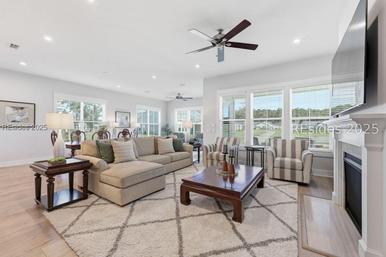 Bluffton, Beaufort, 29909, United States, 2 Bedrooms Bedrooms, ,2 BathroomsBathrooms,Residential,For Sale,1990531