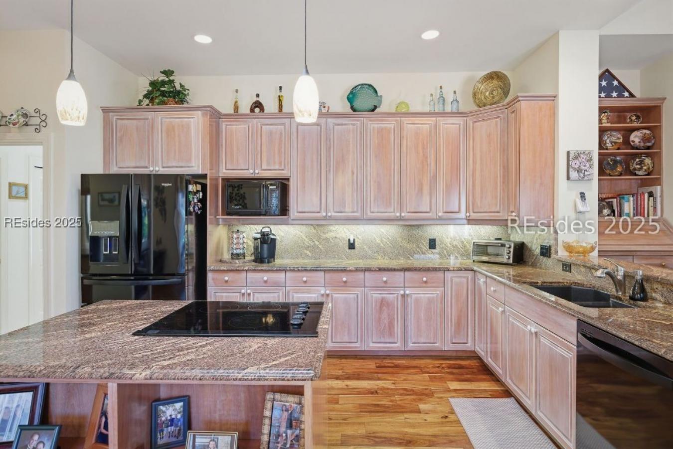 Hilton Head Island, Beaufort, 29926, United States, 4 Bedrooms Bedrooms, ,3 BathroomsBathrooms,Residential,For Sale,1990530