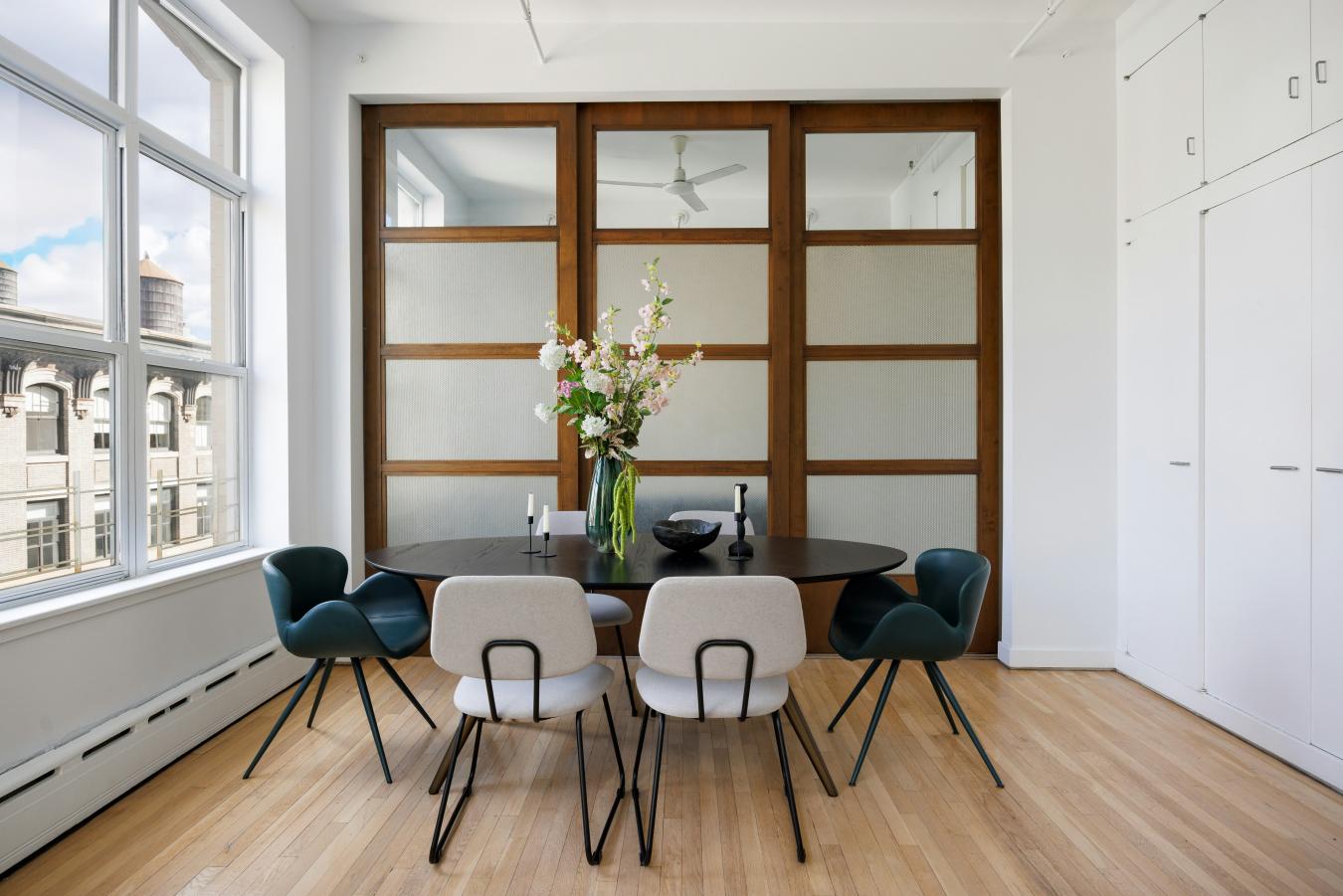 Chelsea, New York, 10011, United States, 3 Bedrooms Bedrooms, ,2 BathroomsBathrooms,Residential,For Sale,1990527