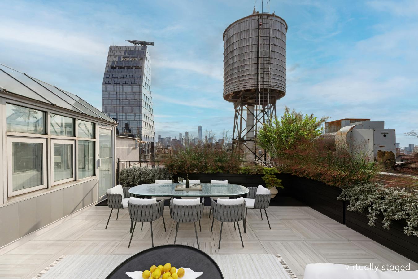 Chelsea, New York, 10011, United States, 3 Bedrooms Bedrooms, ,2 BathroomsBathrooms,Residential,For Sale,1990527