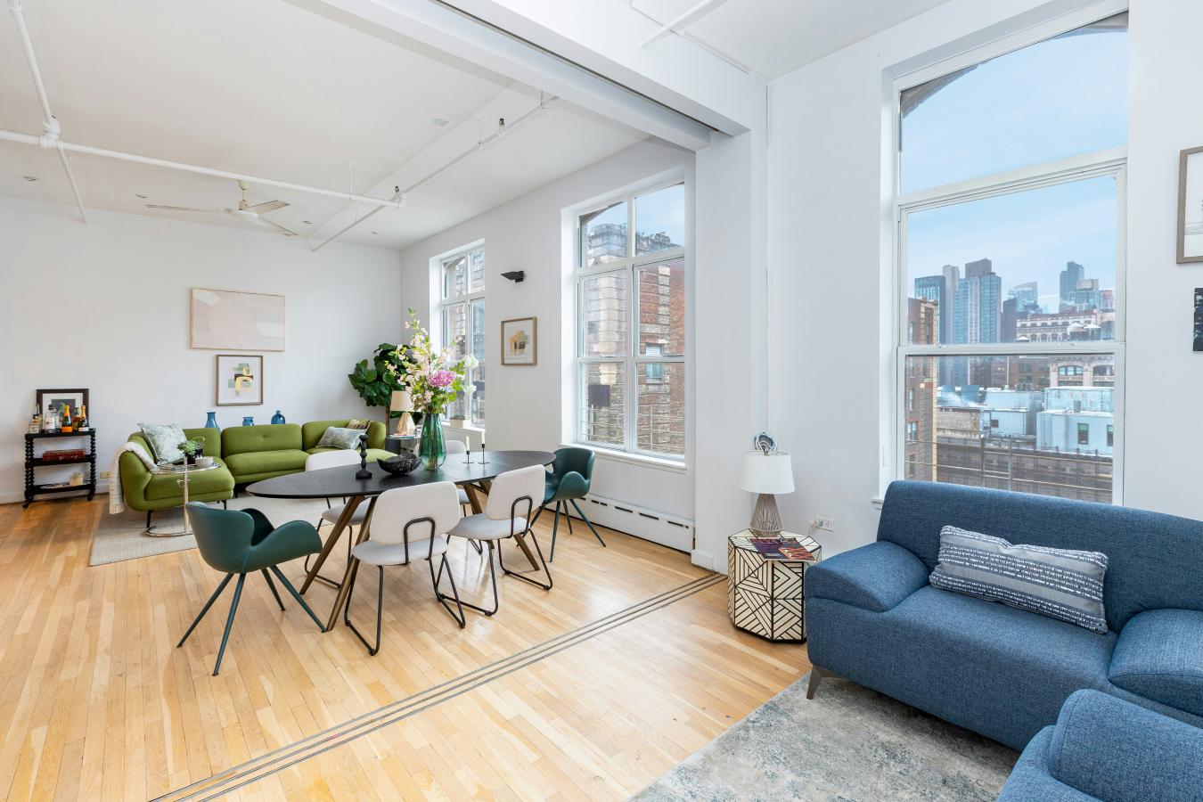 Chelsea, New York, 10011, United States, 3 Bedrooms Bedrooms, ,2 BathroomsBathrooms,Residential,For Sale,1990527