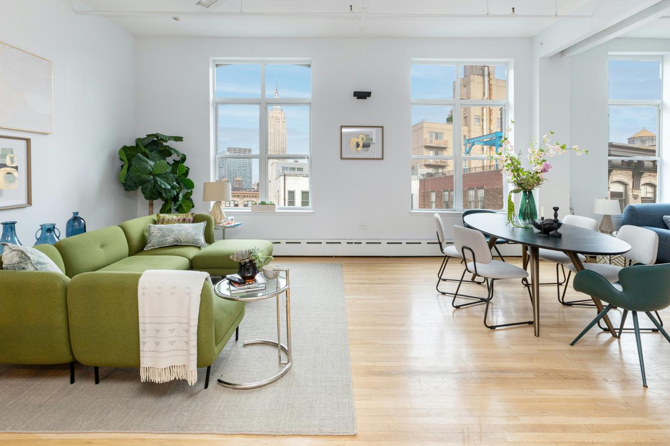 Chelsea, New York, 10011, United States, 3 Bedrooms Bedrooms, ,2 BathroomsBathrooms,Residential,For Sale,1990527