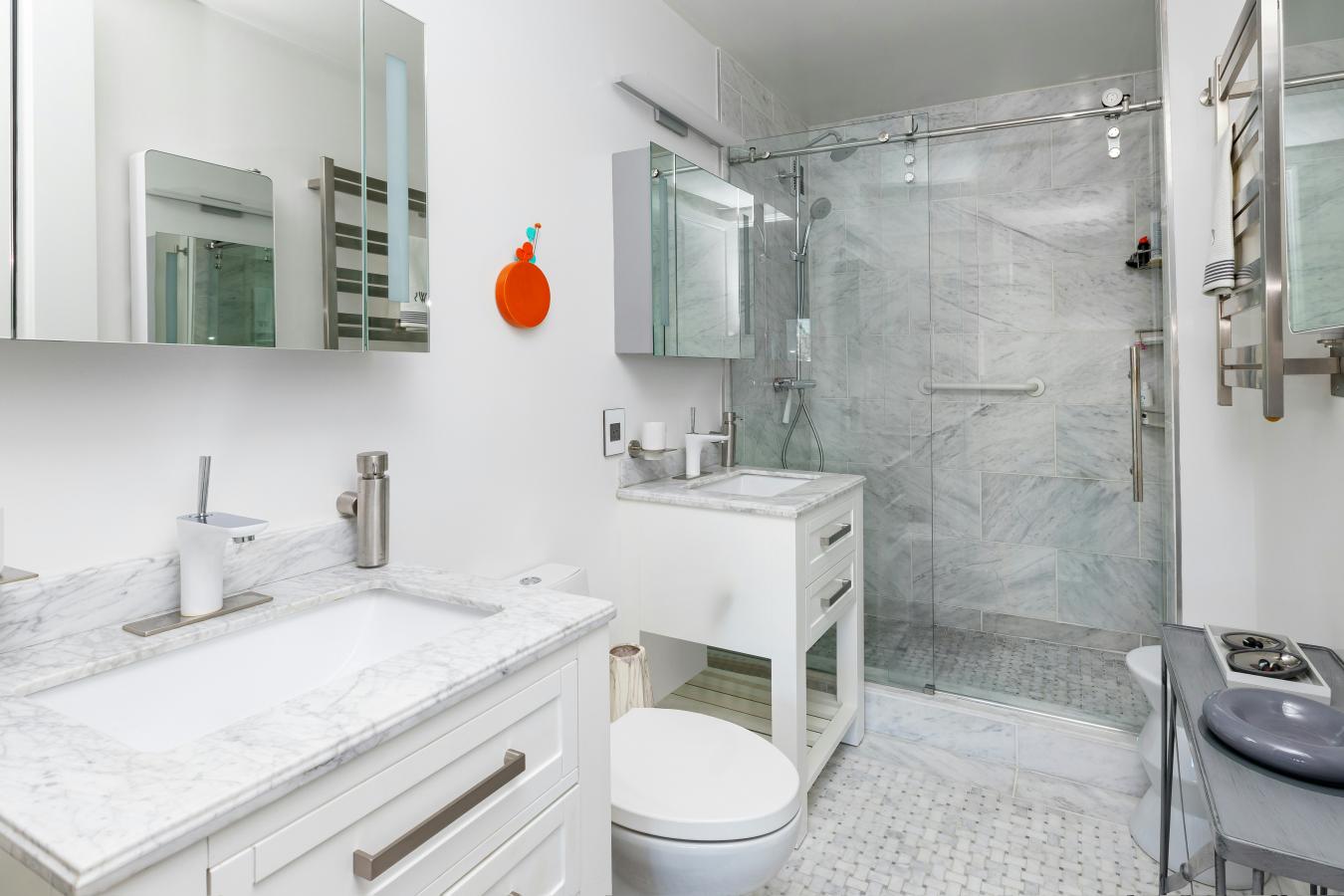 New York, New York, 10022, United States, 1 Bedroom Bedrooms, ,2 BathroomsBathrooms,Residential,For Sale,1990520