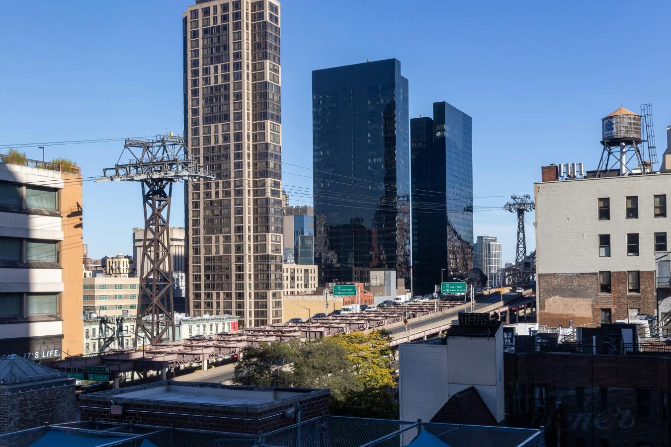 New York, New York, 10022, United States, 1 Bedroom Bedrooms, ,2 BathroomsBathrooms,Residential,For Sale,1990520