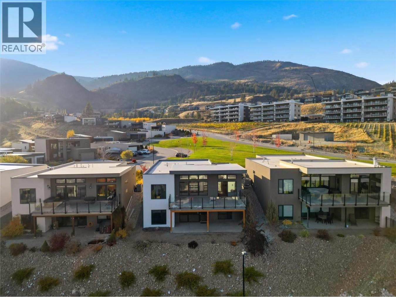 Penticton, BC, V2A 0B1, Canada, 3 Bedrooms Bedrooms, ,3 BathroomsBathrooms,Residential,For Sale,1990854