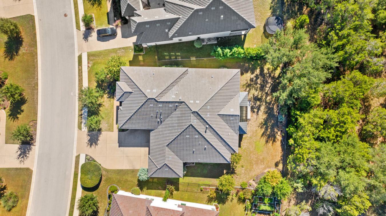 Austin, Travis, 78732, United States, 4 Bedrooms Bedrooms, ,4 BathroomsBathrooms,Residential,For Sale,1990852