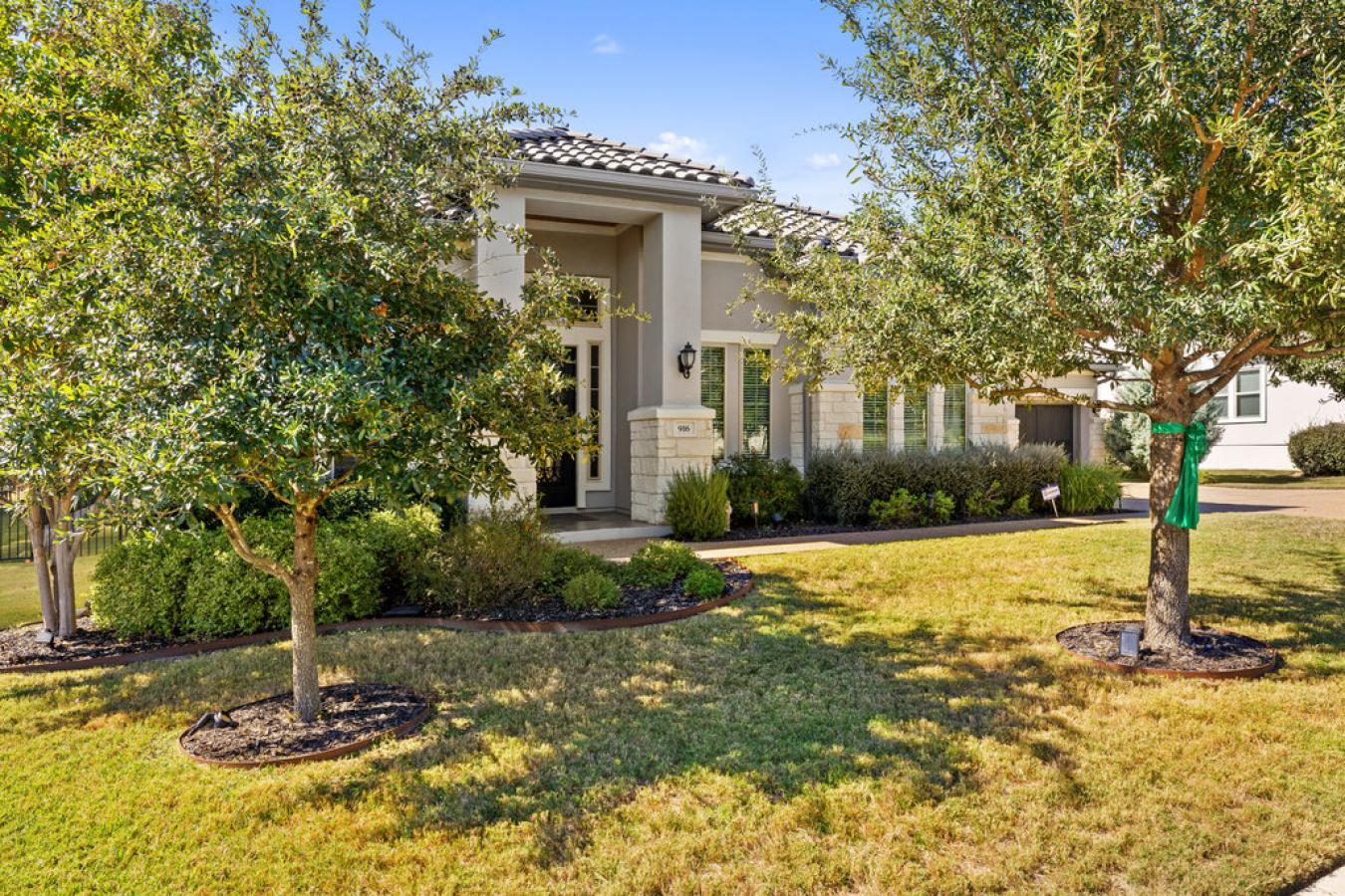 Austin, Travis, 78732, United States, 4 Bedrooms Bedrooms, ,4 BathroomsBathrooms,Residential,For Sale,1990852