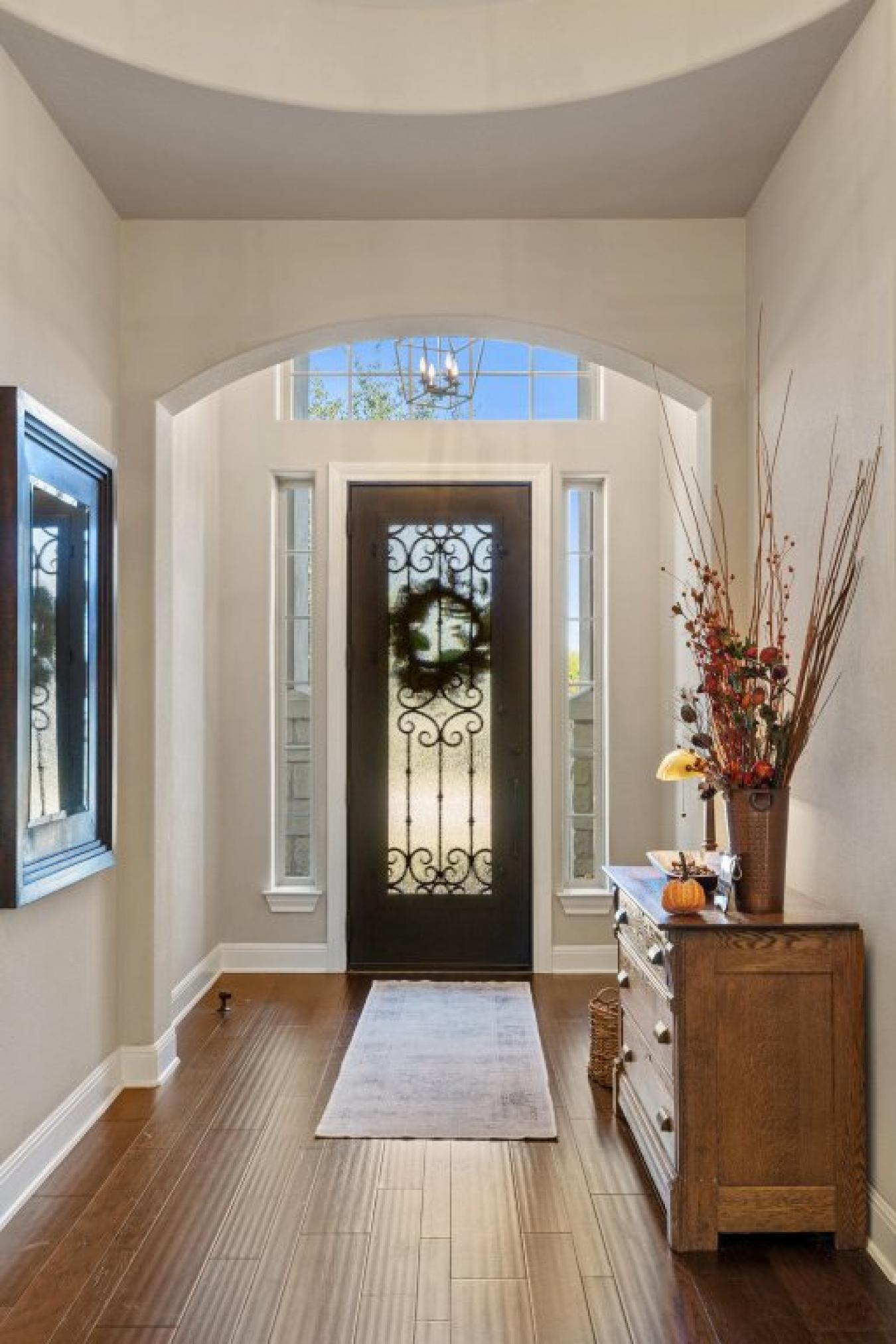 Austin, Travis, 78732, United States, 4 Bedrooms Bedrooms, ,4 BathroomsBathrooms,Residential,For Sale,1990852