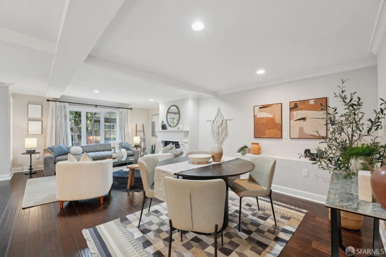 San Francisco, San Francisco, 94114, United States, 3 Bedrooms Bedrooms, ,2 BathroomsBathrooms,Residential,For Sale,1990849