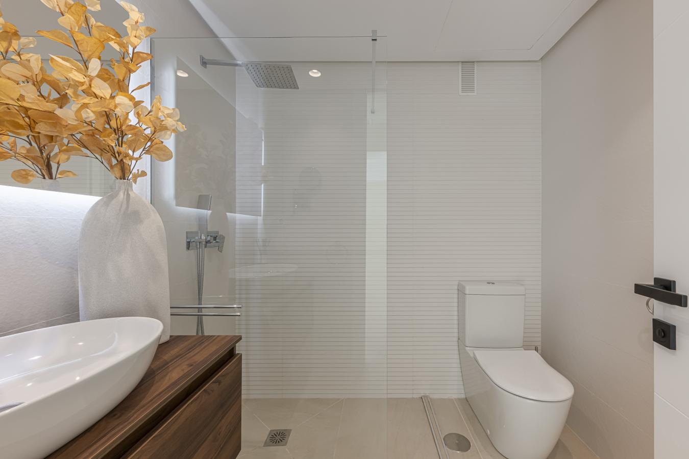 Estepona, Málaga, 29680, Spain, 2 Bedrooms Bedrooms, ,2 BathroomsBathrooms,Residential,For Sale,1992506