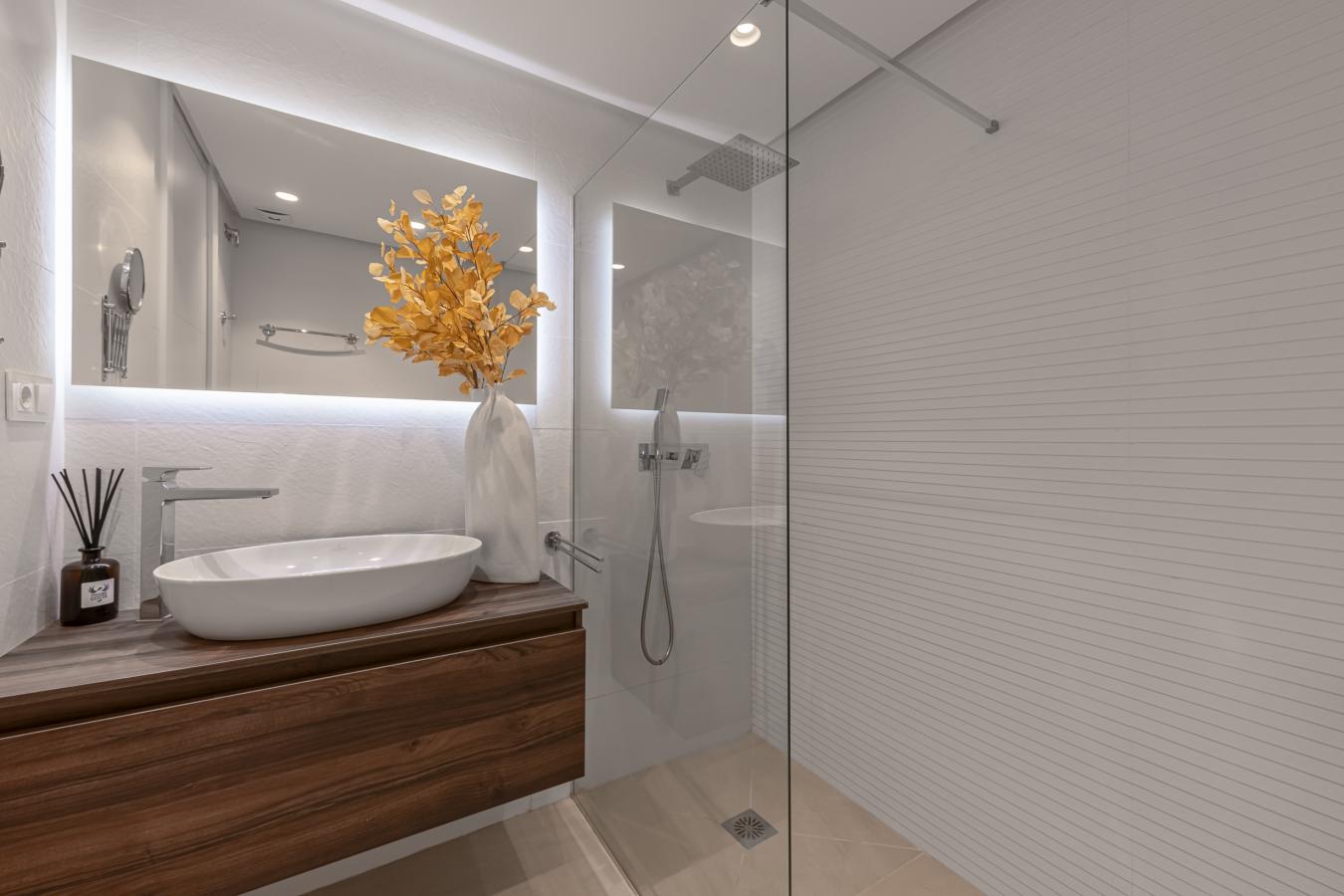 Estepona, Málaga, 29680, Spain, 2 Bedrooms Bedrooms, ,2 BathroomsBathrooms,Residential,For Sale,1992506