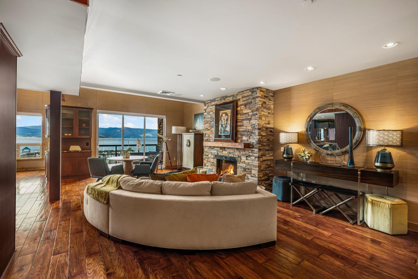 Sandpoint, Bonner, 83864, United States, 4 Bedrooms Bedrooms, ,3 BathroomsBathrooms,Residential,For Sale,1990845