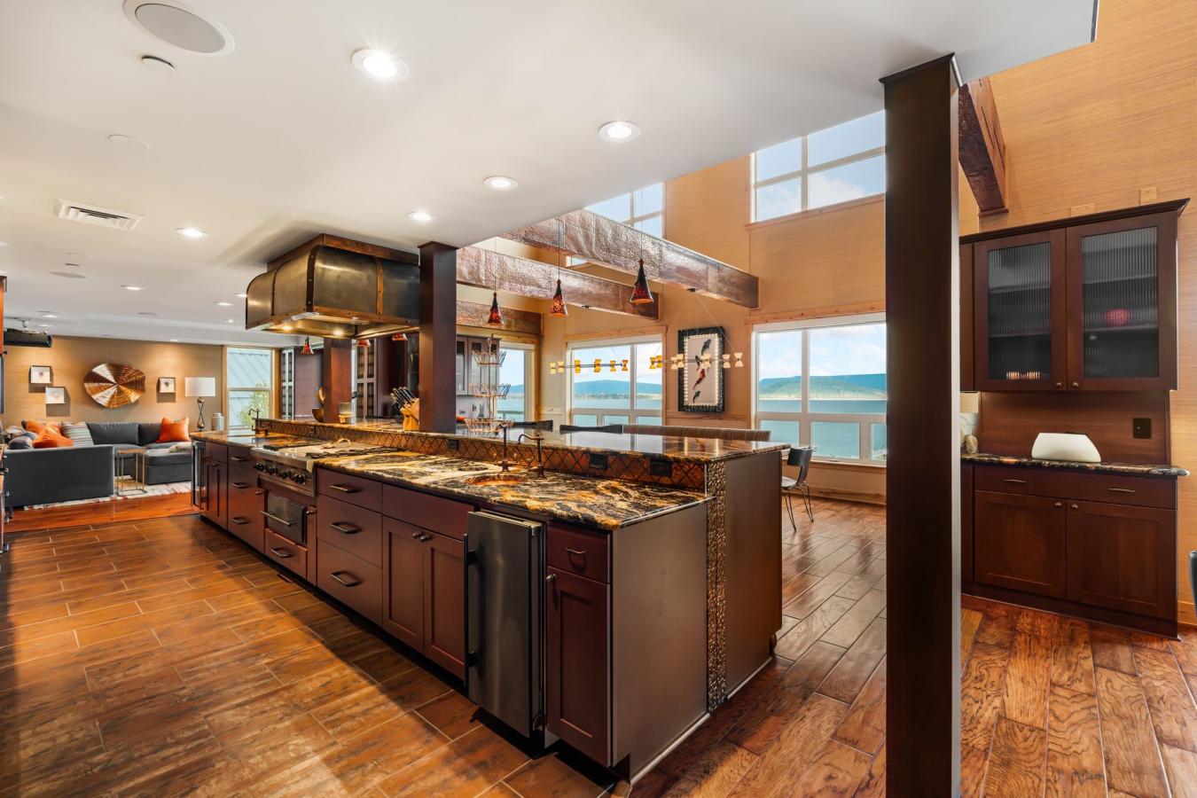 Sandpoint, Bonner, 83864, United States, 4 Bedrooms Bedrooms, ,3 BathroomsBathrooms,Residential,For Sale,1990845