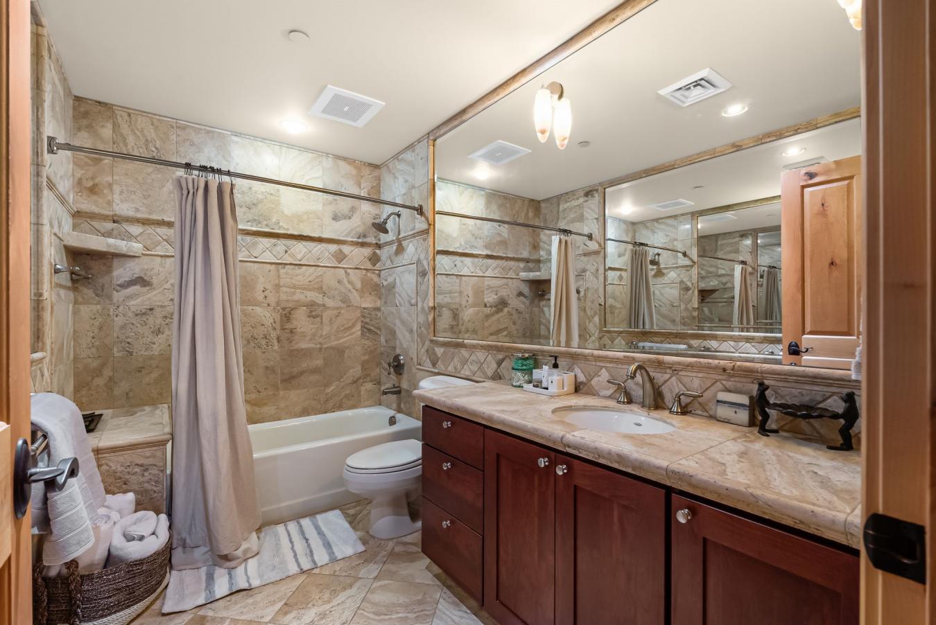 Sandpoint, Bonner, 83864, United States, 4 Bedrooms Bedrooms, ,3 BathroomsBathrooms,Residential,For Sale,1990845