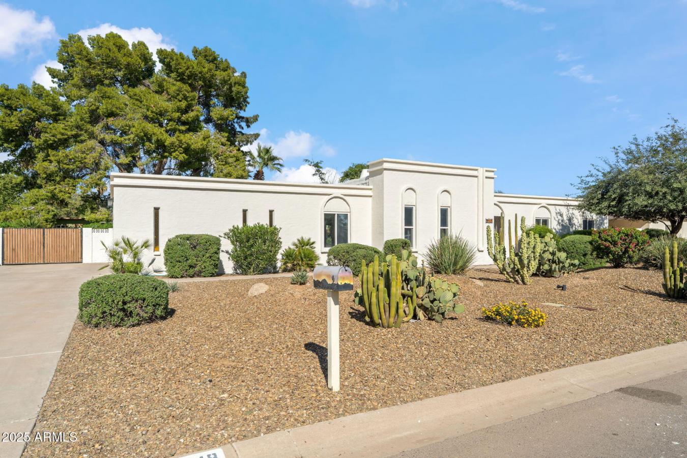 Scottsdale, Maricopa, 85254, United States, 4 Bedrooms Bedrooms, ,2 BathroomsBathrooms,Residential,For Sale,1990844