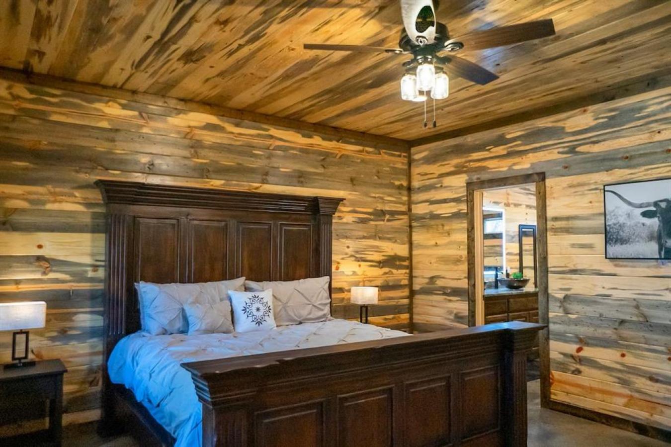 Broken Bow, McCurtain, 74728, United States, 4 Bedrooms Bedrooms, ,4 BathroomsBathrooms,Residential,For Sale,1990842