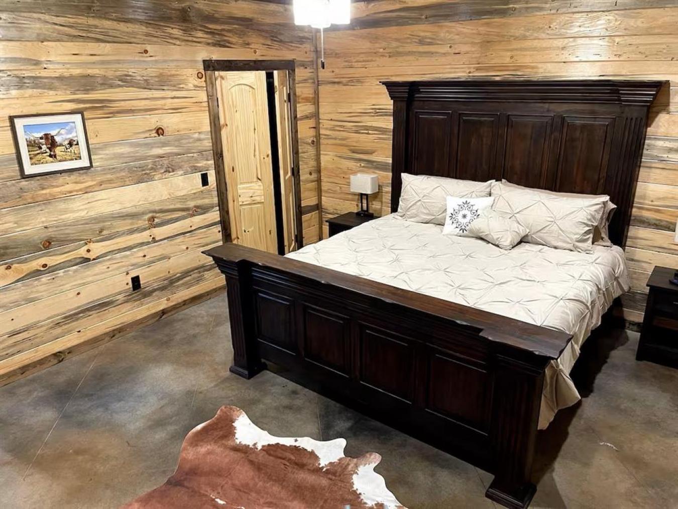 Broken Bow, McCurtain, 74728, United States, 4 Bedrooms Bedrooms, ,4 BathroomsBathrooms,Residential,For Sale,1990842