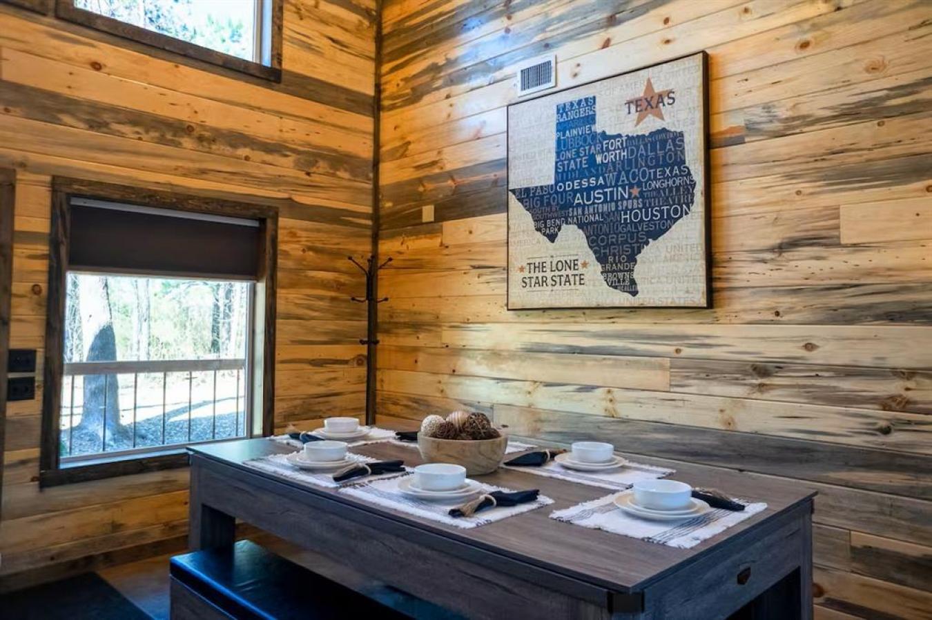 Broken Bow, McCurtain, 74728, United States, 4 Bedrooms Bedrooms, ,4 BathroomsBathrooms,Residential,For Sale,1990842