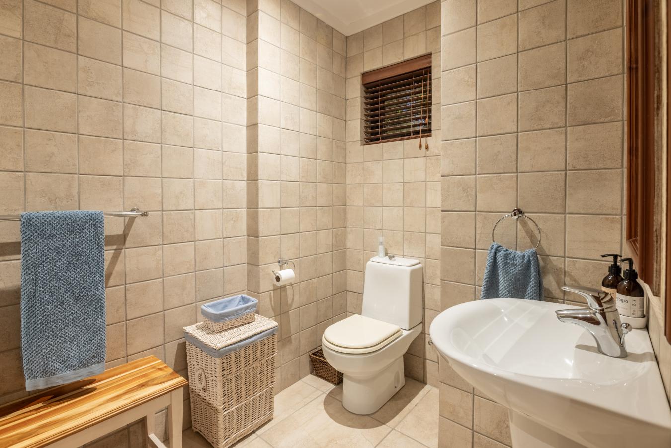 Plettenberg Bay, 6600, South Africa, 7 Bedrooms Bedrooms, ,6 BathroomsBathrooms,Residential,For Sale,1992505