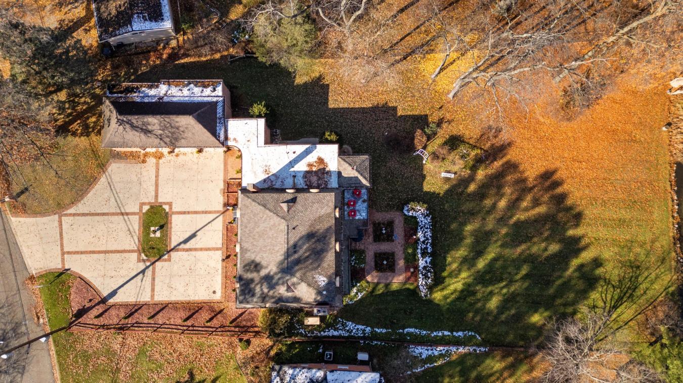 Portage, Kalamazoo, 49024, United States, 6 Bedrooms Bedrooms, ,4 BathroomsBathrooms,Residential,For Sale,1992500