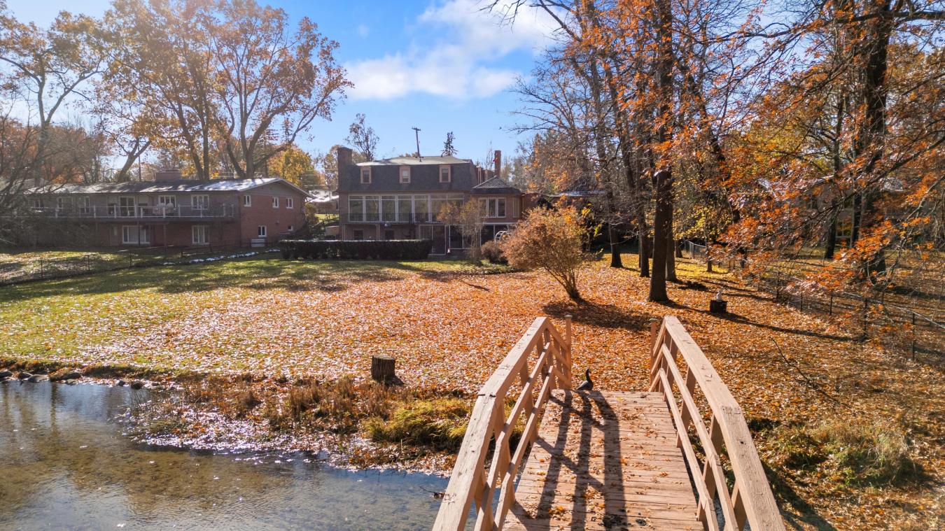 Portage, Kalamazoo, 49024, United States, 6 Bedrooms Bedrooms, ,4 BathroomsBathrooms,Residential,For Sale,1992500