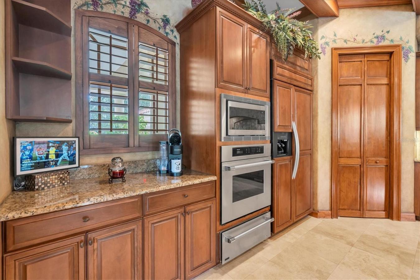 Tarpon Springs, Pinellas, 34688, United States, 6 Bedrooms Bedrooms, ,5 BathroomsBathrooms,Residential,For Sale,1990840