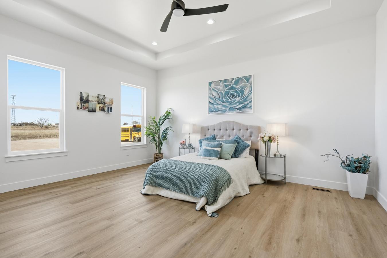 Keenesburg, Weld, 80643, United States, 5 Bedrooms Bedrooms, ,5 BathroomsBathrooms,Residential,For Sale,1992501