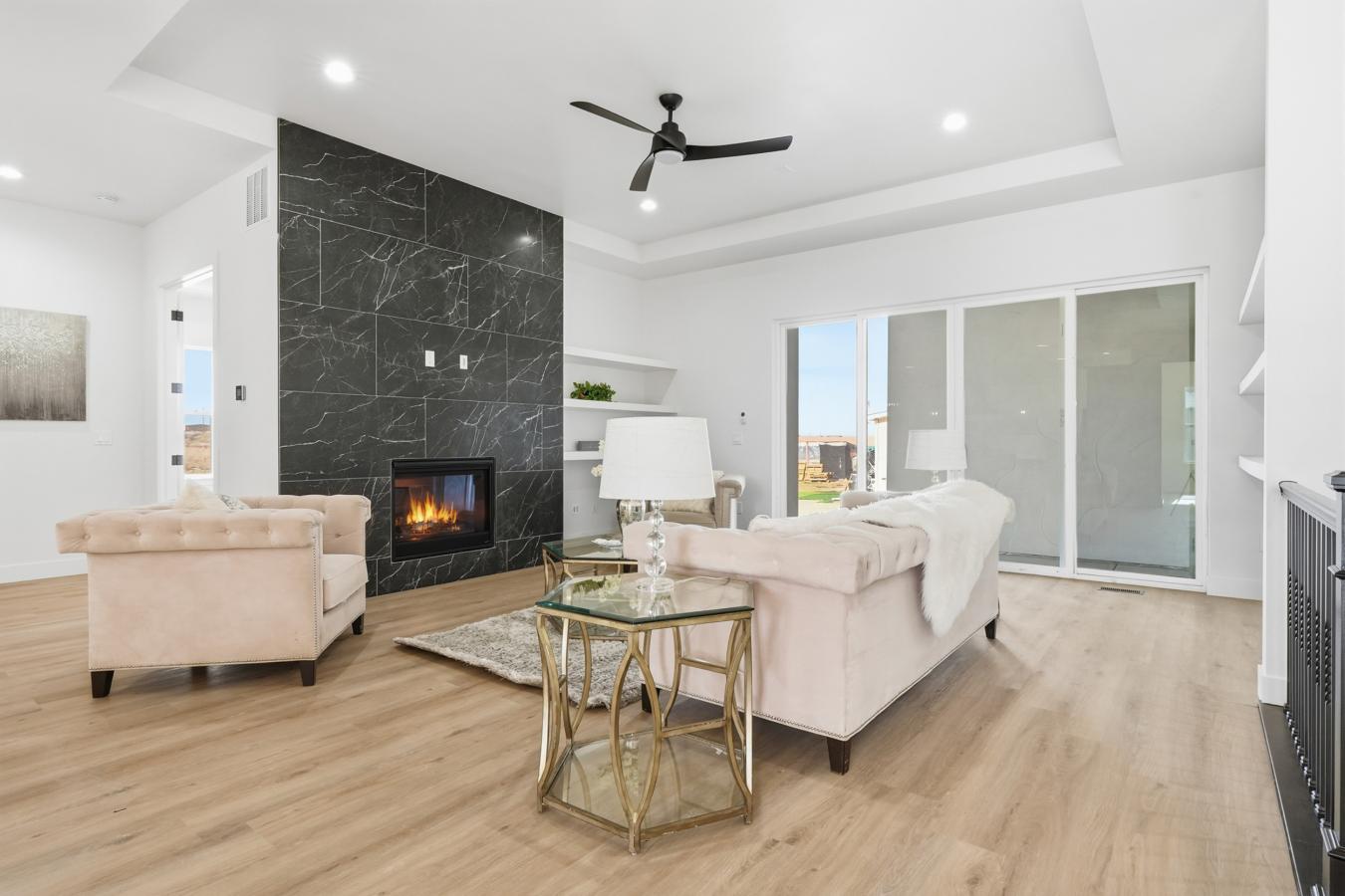 Keenesburg, Weld, 80643, United States, 5 Bedrooms Bedrooms, ,5 BathroomsBathrooms,Residential,For Sale,1992501