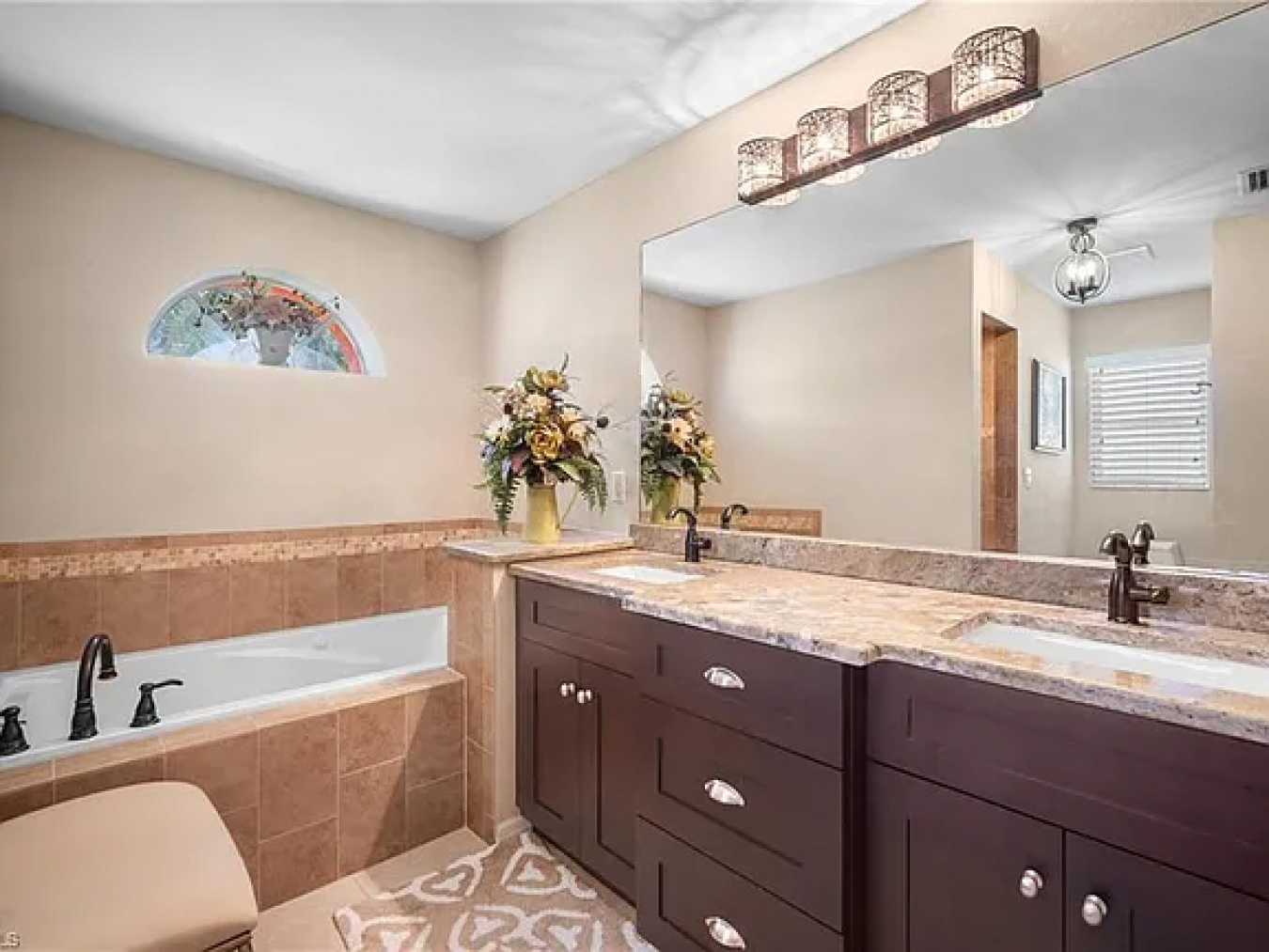 CAPE CORAL, Florida, 33914, United States, 4 Bedrooms Bedrooms, ,1 BathroomBathrooms,Residential,For Sale,1990839