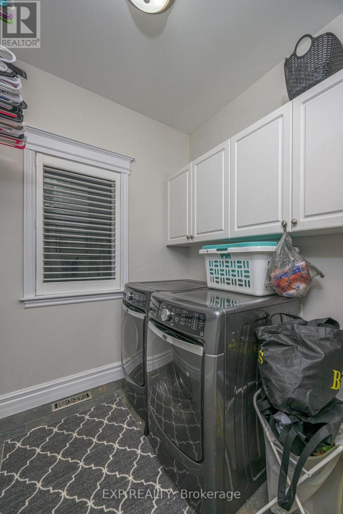 London East (East A), ON, N5Y5M4, Canada, 4 Bedrooms Bedrooms, ,4 BathroomsBathrooms,Residential,For Sale,1992498