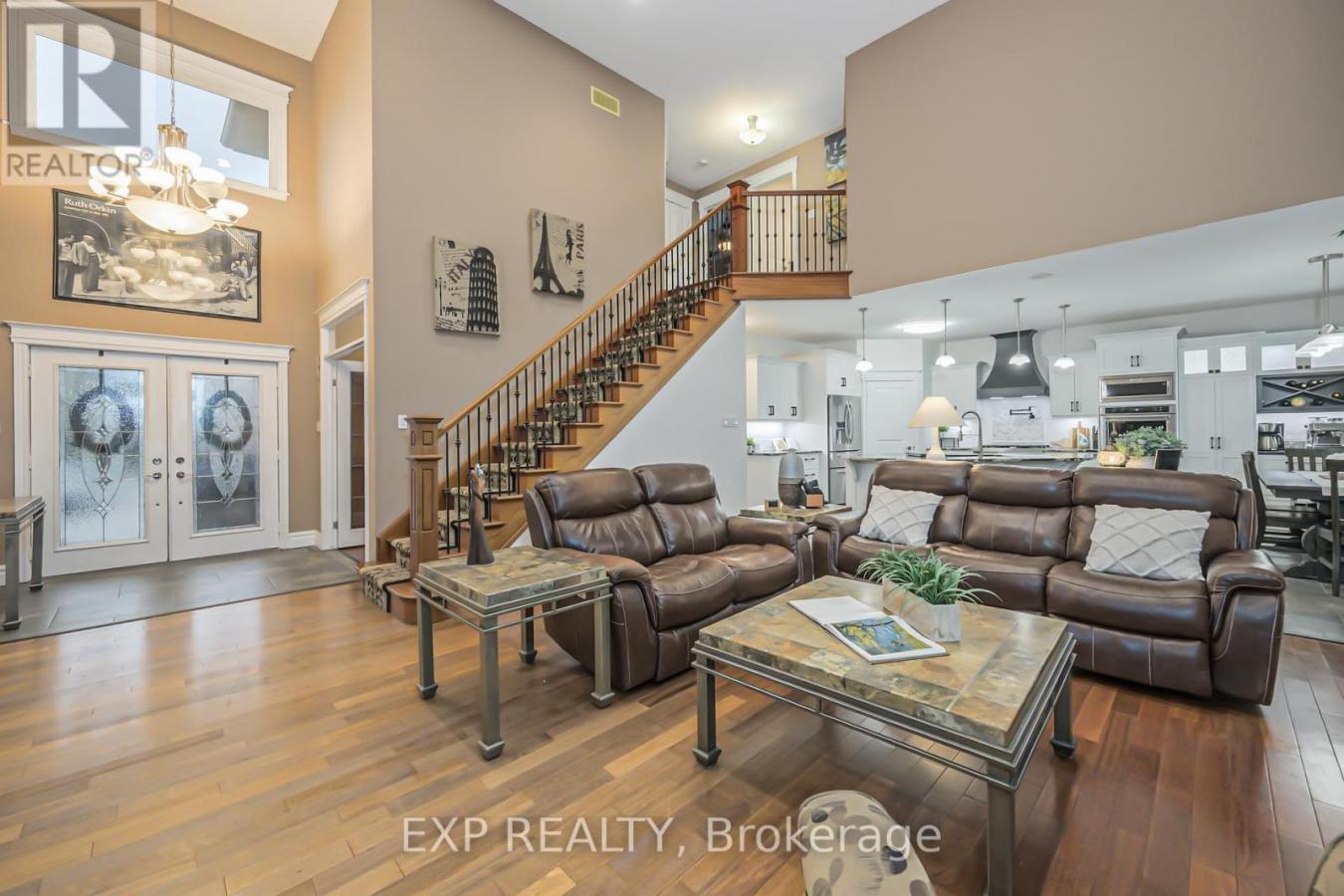 London East (East A), ON, N5Y5M4, Canada, 4 Bedrooms Bedrooms, ,4 BathroomsBathrooms,Residential,For Sale,1992498