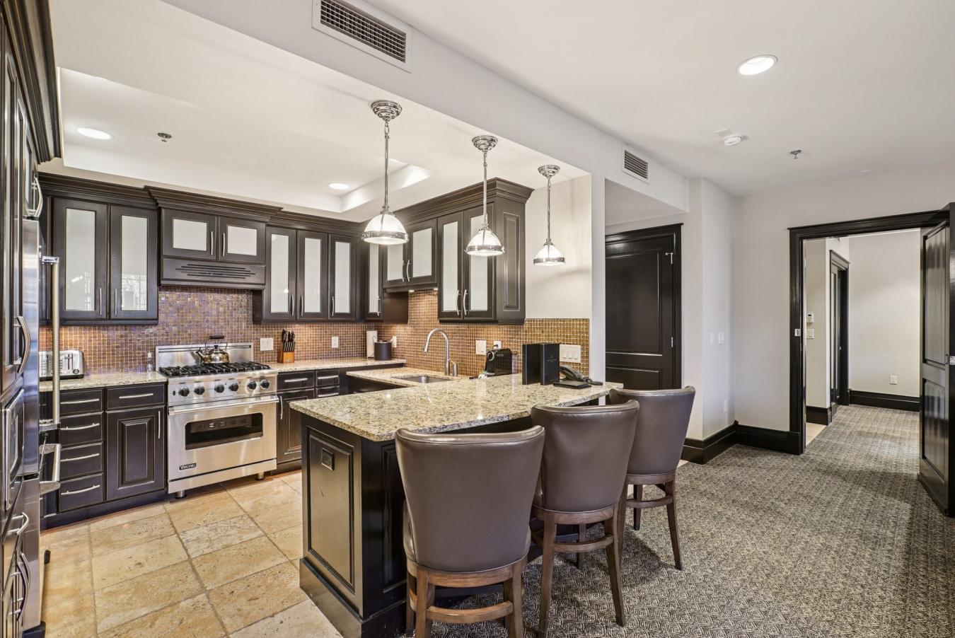 Park City, Utah, 84060, United States, 2 Bedrooms Bedrooms, ,2 BathroomsBathrooms,Residential,For Sale,1992497