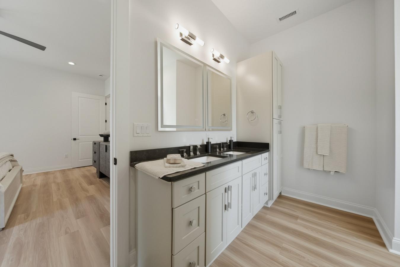 Granite Falls, Caldwell, 28630, United States, 4 Bedrooms Bedrooms, ,4 BathroomsBathrooms,Residential,For Sale,1990837