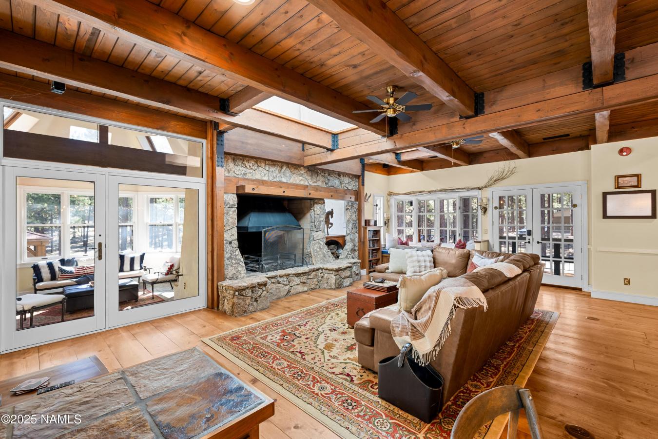 Flagstaff, Coconino, 86001, United States, 5 Bedrooms Bedrooms, ,3 BathroomsBathrooms,Residential,For Sale,1992493