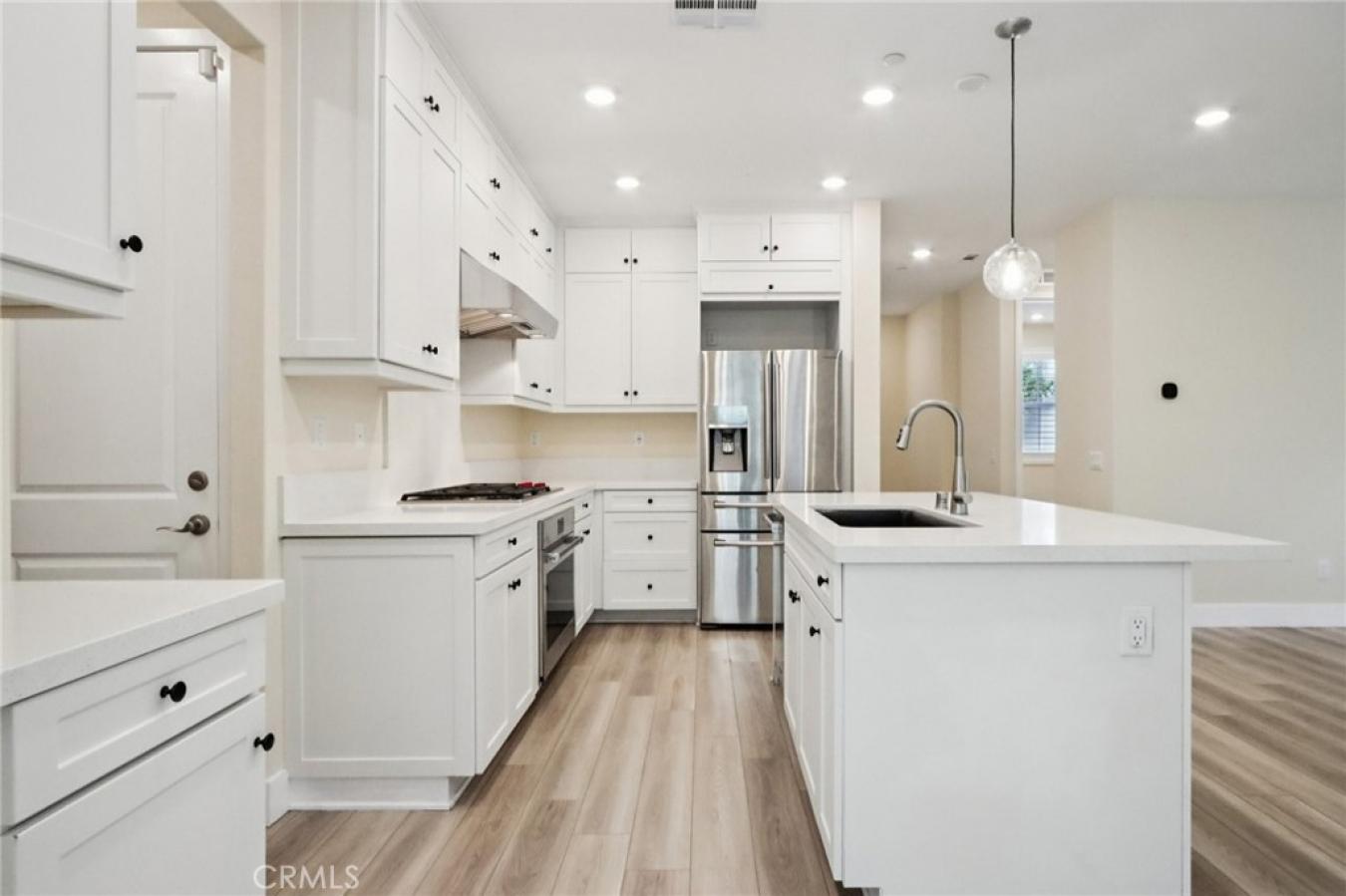 San Pedro, Los Angeles, 90732, United States, ,Residential,For Sale,1992492