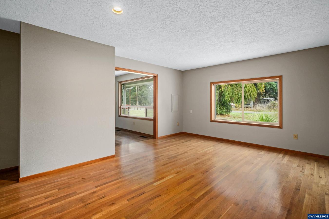 Turner, Marion, 97392, United States, 3 Bedrooms Bedrooms, ,2 BathroomsBathrooms,Residential,For Sale,1992495