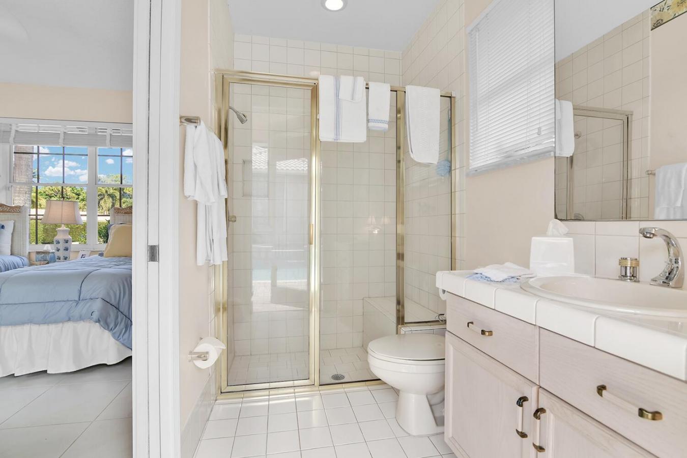 Boynton Beach, Palm Beach, 33436, United States, 4 Bedrooms Bedrooms, ,3 BathroomsBathrooms,Residential,For Sale,1992491