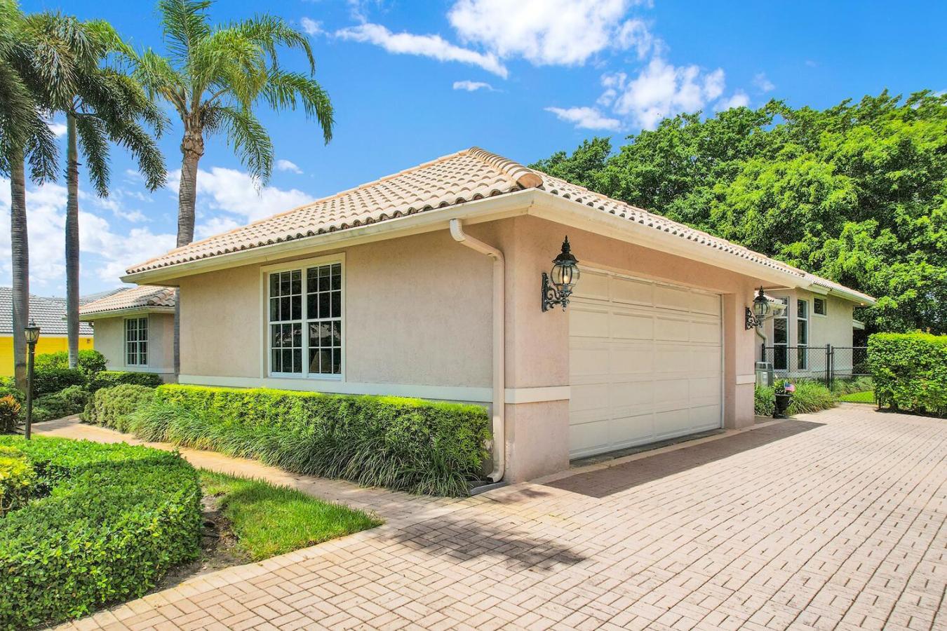 Boynton Beach, Palm Beach, 33436, United States, 4 Bedrooms Bedrooms, ,3 BathroomsBathrooms,Residential,For Sale,1992491