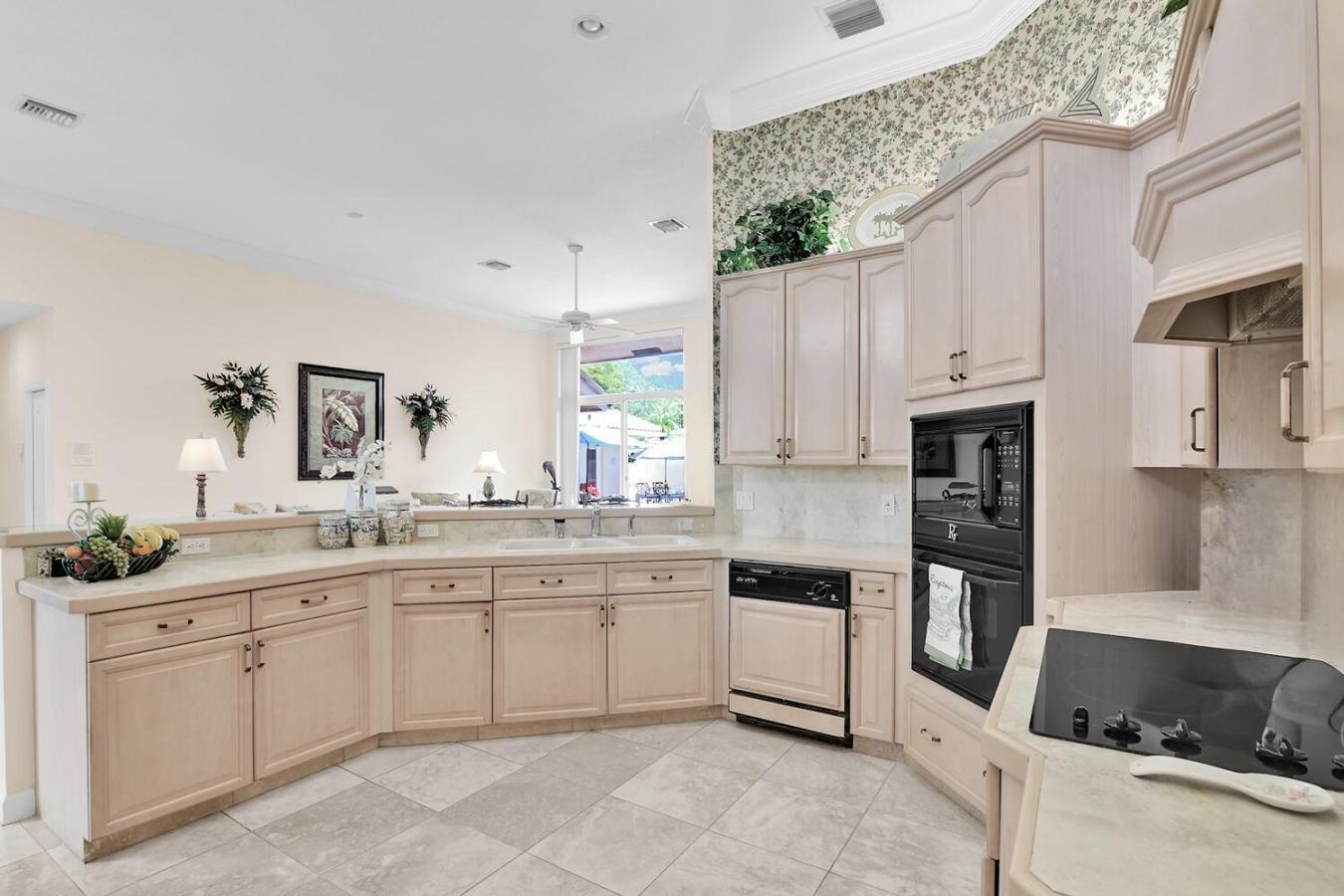 Boynton Beach, Palm Beach, 33436, United States, 4 Bedrooms Bedrooms, ,3 BathroomsBathrooms,Residential,For Sale,1992491