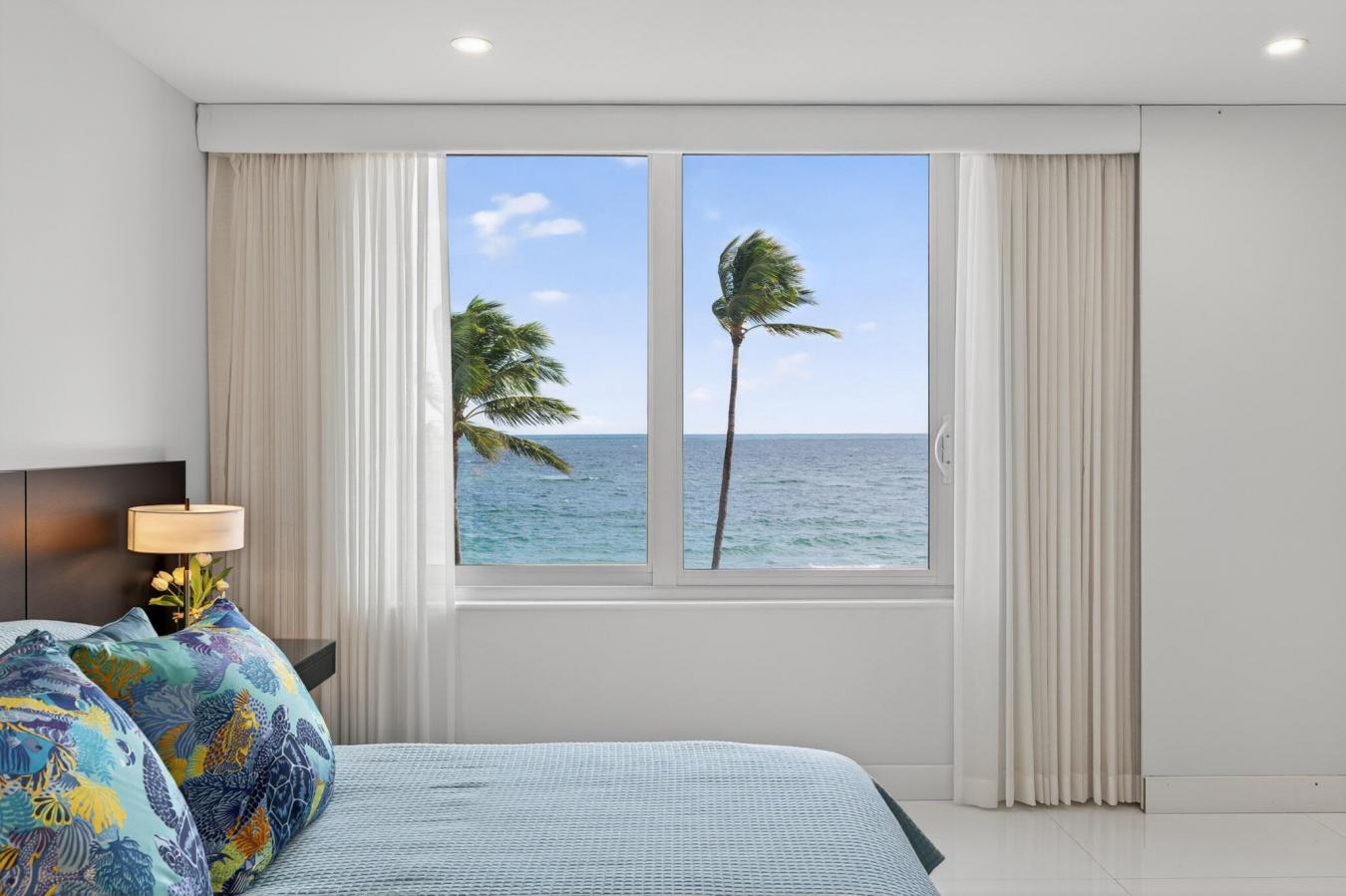 Palm Beach, Florida, 33480, United States, 3 Bedrooms Bedrooms, ,3 BathroomsBathrooms,Residential,For Sale,1994322