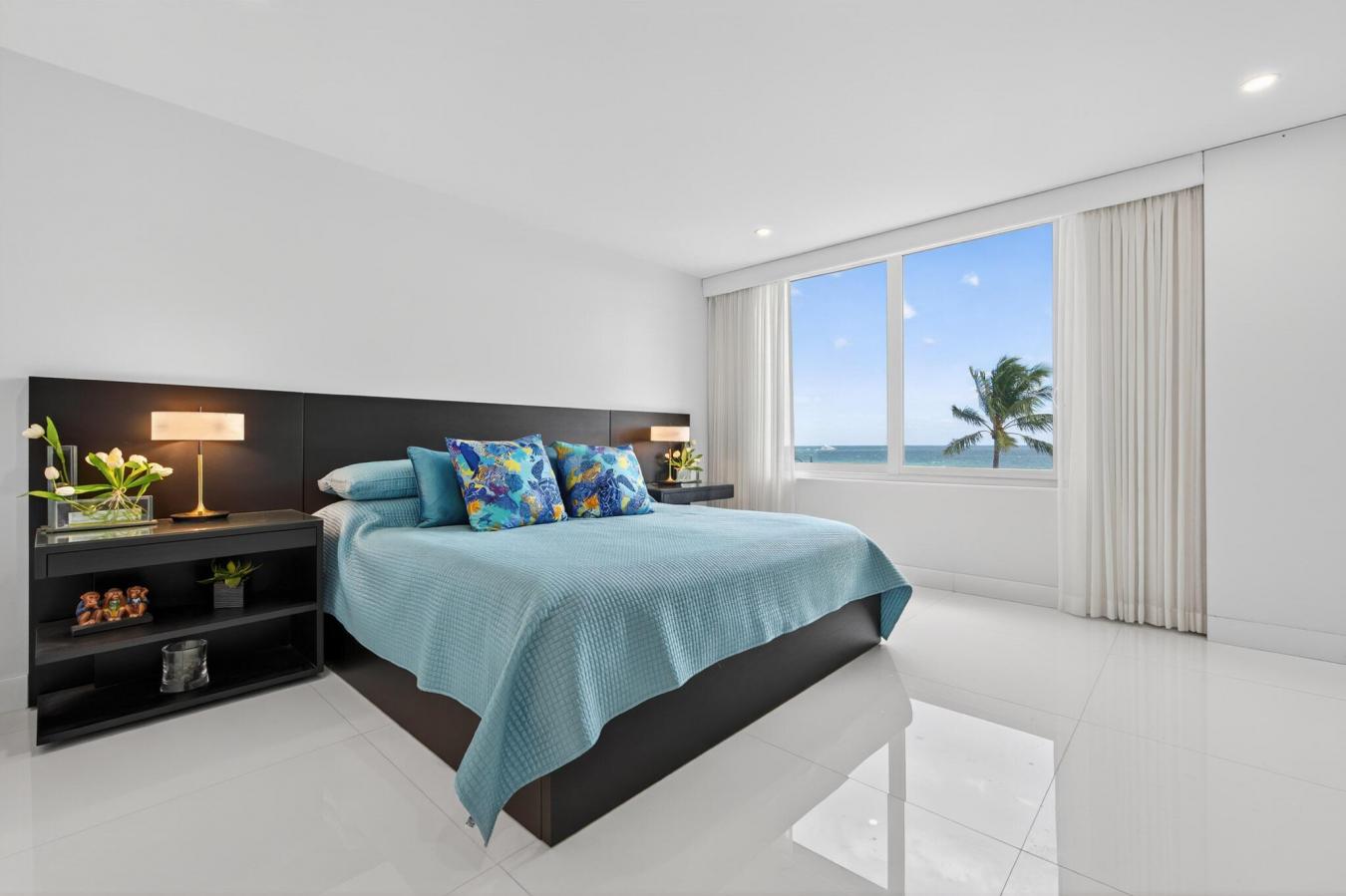 Palm Beach, Florida, 33480, United States, 3 Bedrooms Bedrooms, ,3 BathroomsBathrooms,Residential,For Sale,1994322