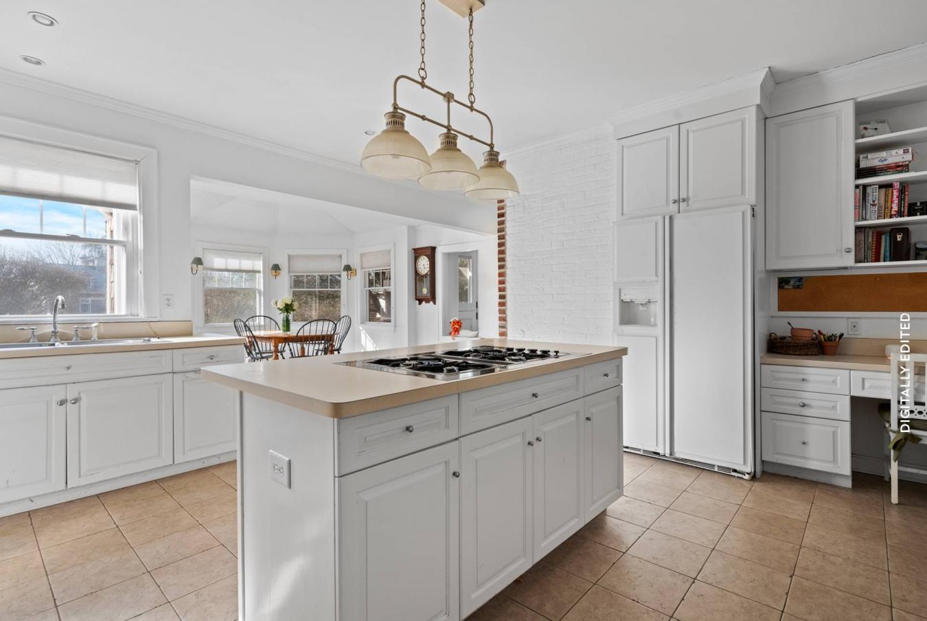 Village of Quogue, New York, 11959, United States, 7 Bedrooms Bedrooms, ,3 BathroomsBathrooms,Residential,For Sale,1994319