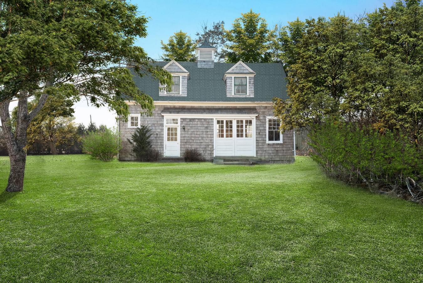 Village of Quogue, New York, 11959, United States, 7 Bedrooms Bedrooms, ,3 BathroomsBathrooms,Residential,For Sale,1994319