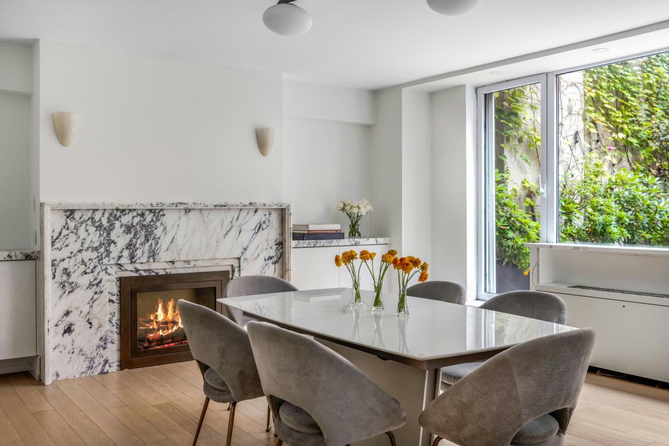 New York, New York, 10075, United States, 4 Bedrooms Bedrooms, ,3 BathroomsBathrooms,Residential,For Sale,1994320