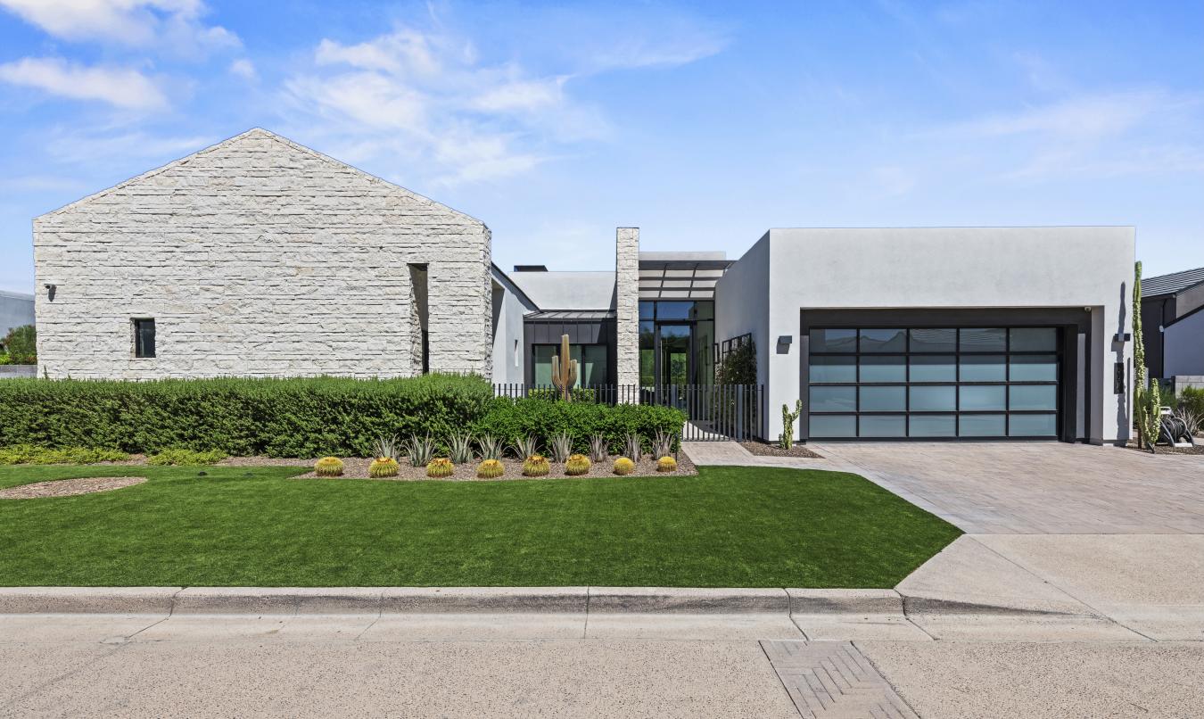 Paradise Valley, Arizona, 85253, United States, 4 Bedrooms Bedrooms, ,4 BathroomsBathrooms,Residential,For Sale,1992785